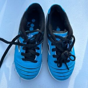Blue soccer cleats - size 10.5 T